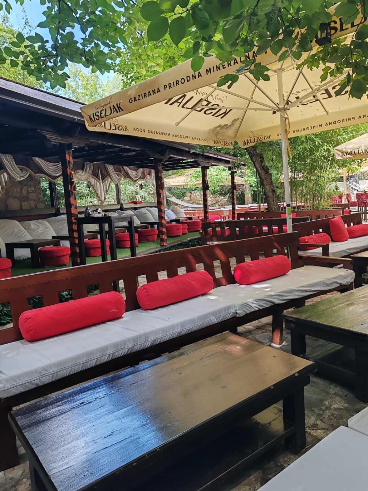 Pansion Oscar Summer Garden Mostar Eksteriør billede